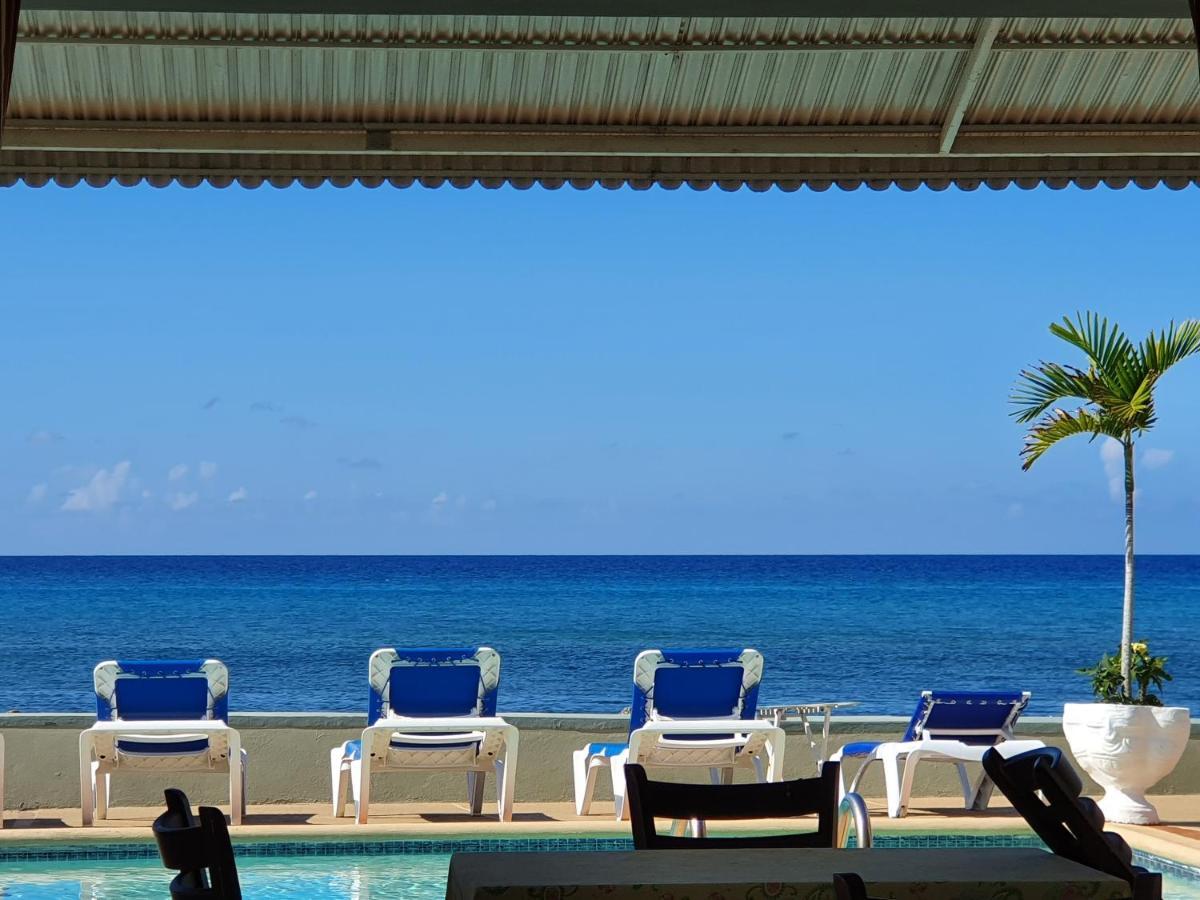 Pipers Cove Resort Runaway Bay Buitenkant foto